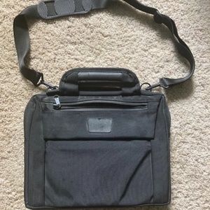 Brenthaven Lightweight Black Computer Bag that’s Made in the USA